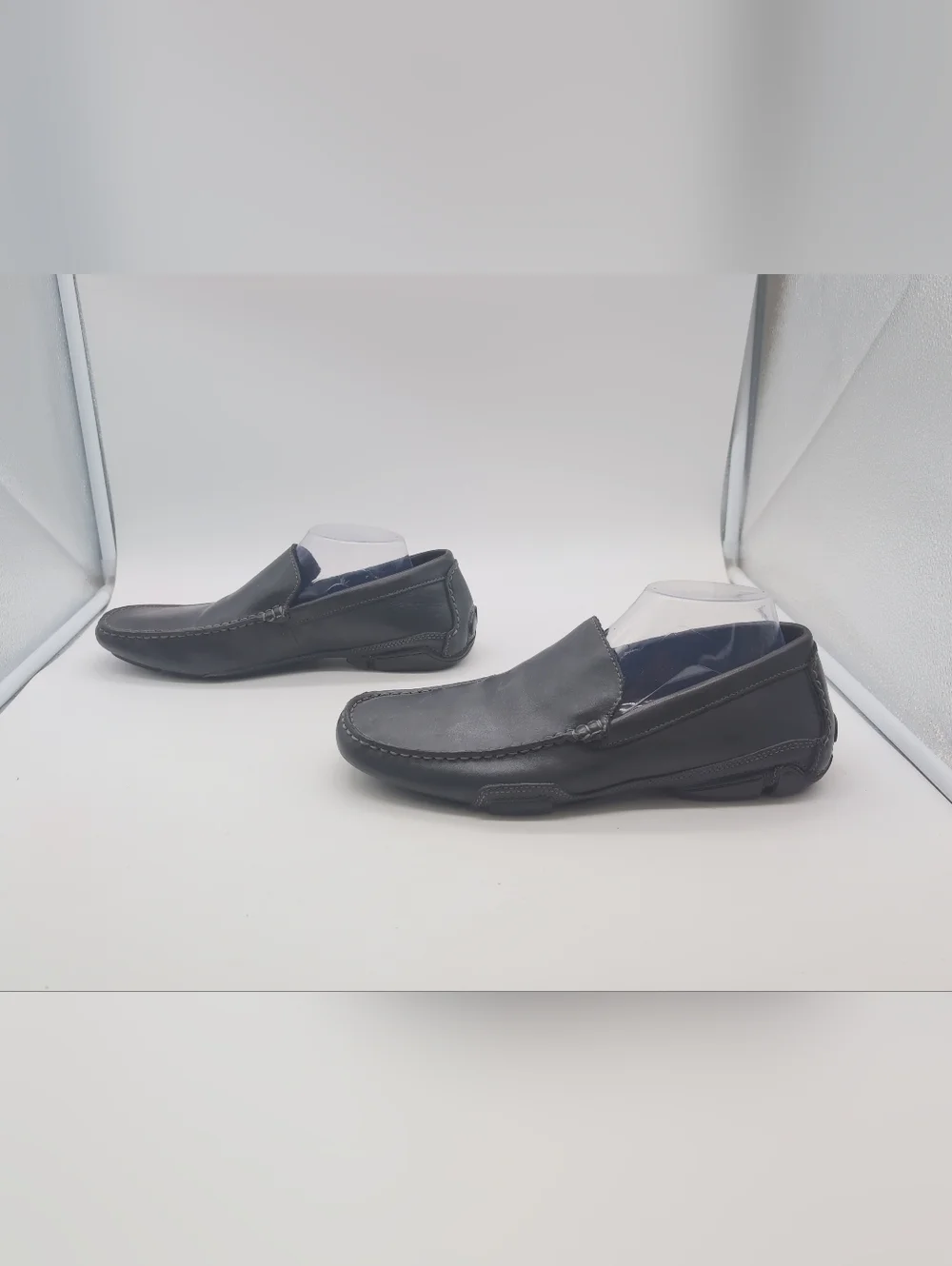 Kenneth Cole Reaction classic black